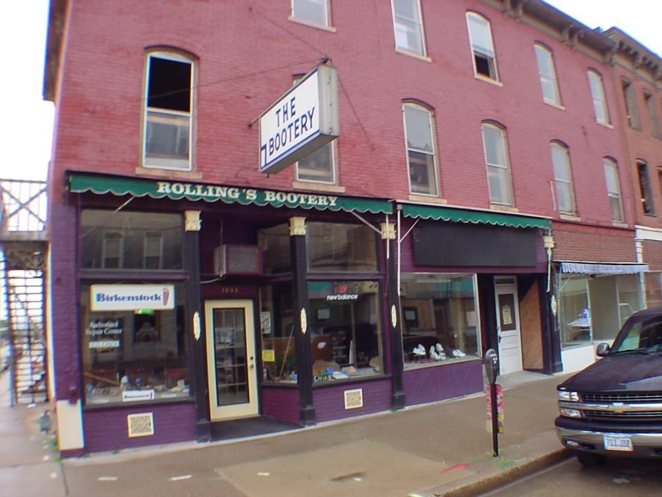 1090 main.jpg
